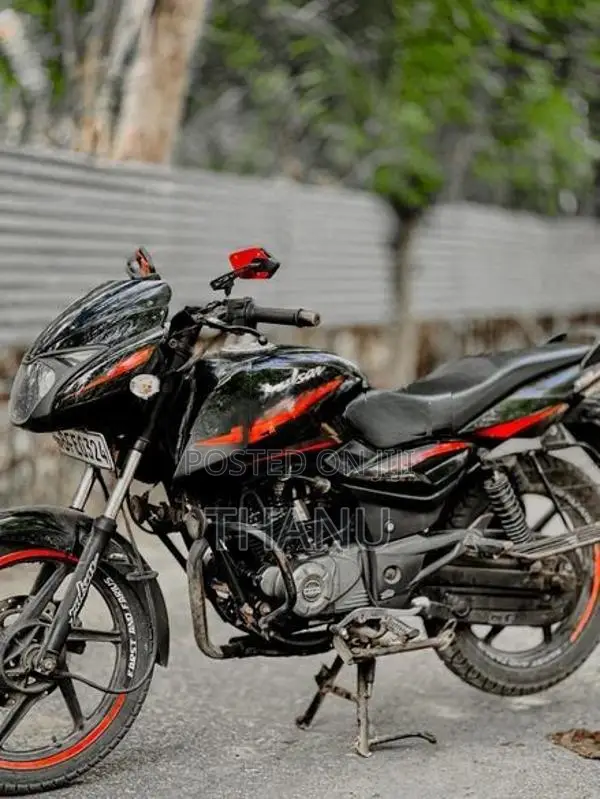 Bajaj Pulsar 150 2001