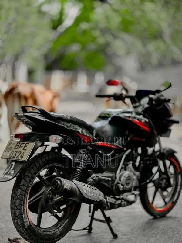 Bajaj Pulsar 150 2001