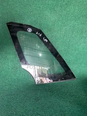 Honda Fit Gp1 Corner Glass
