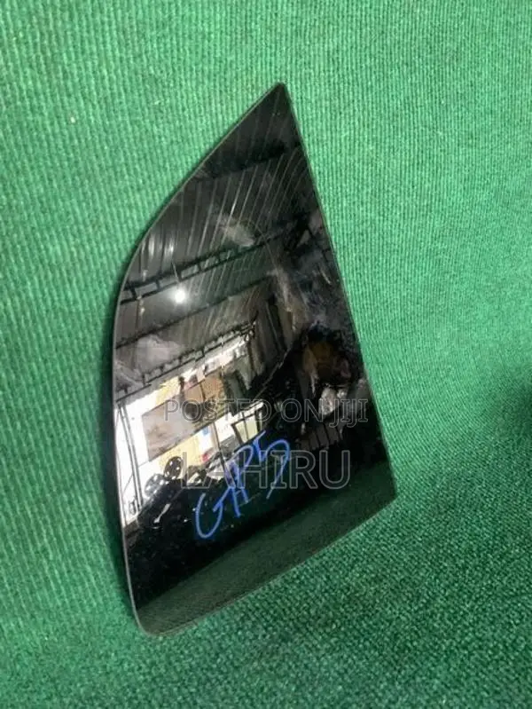 Honda Fit Gp5 Corner Glass
