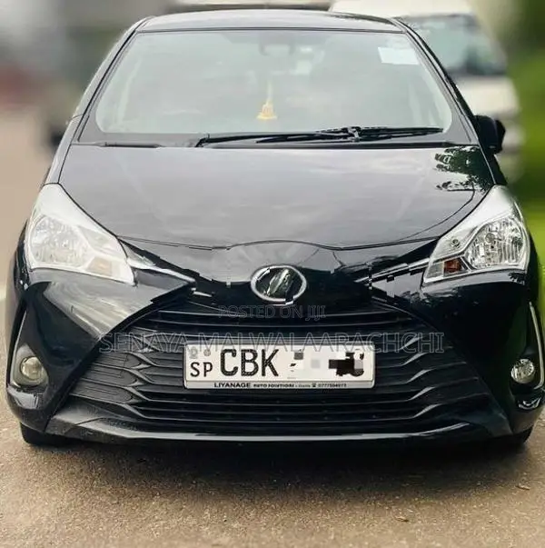 Toyota Vitz 2017