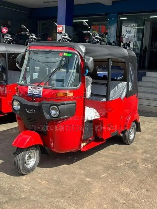 Bajaj RE 2026