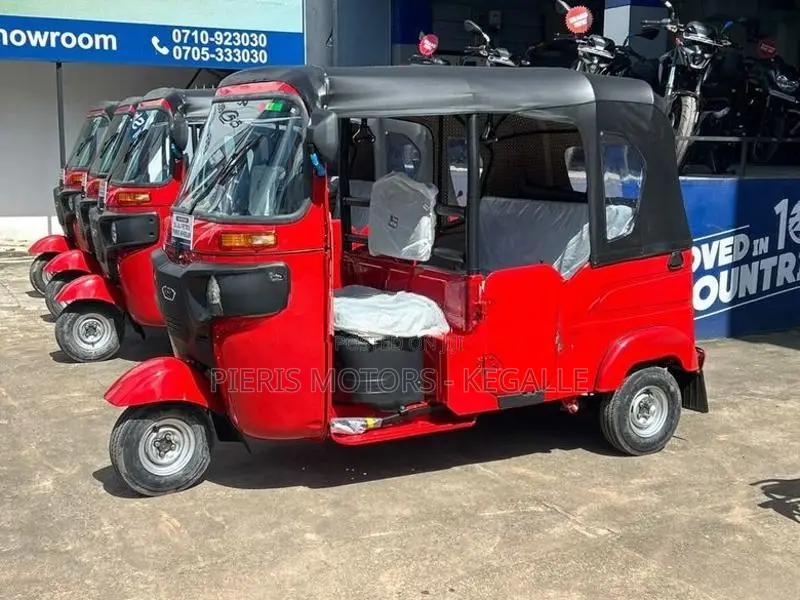 Bajaj RE 2026