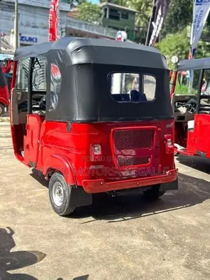 Bajaj RE 2026