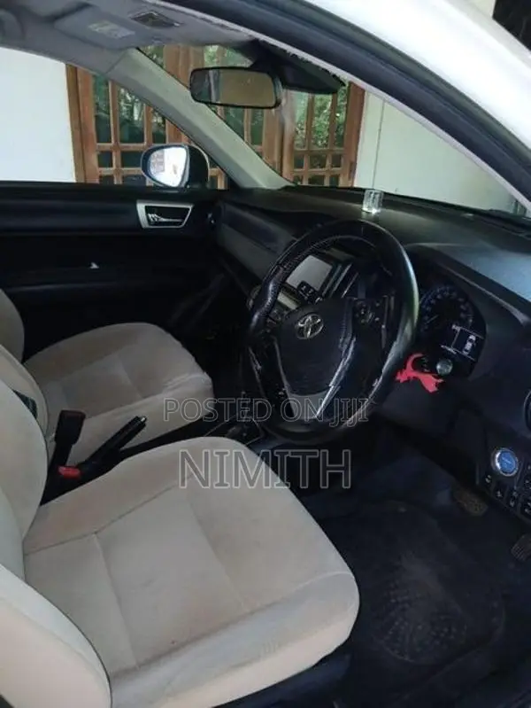 Toyota Axio G Grade 2015