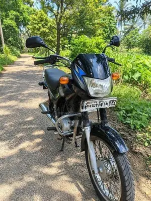 Bajaj CT100 2015