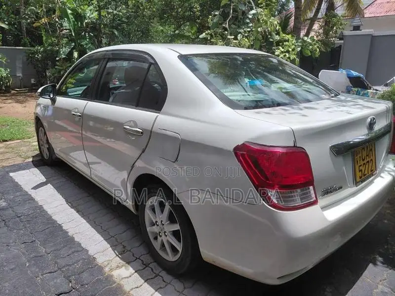 Toyota Axio 2014