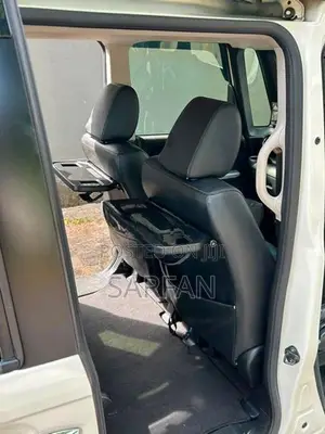 Honda N-Box 2017