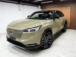Honda Vezel Z Play Moonroof 2024