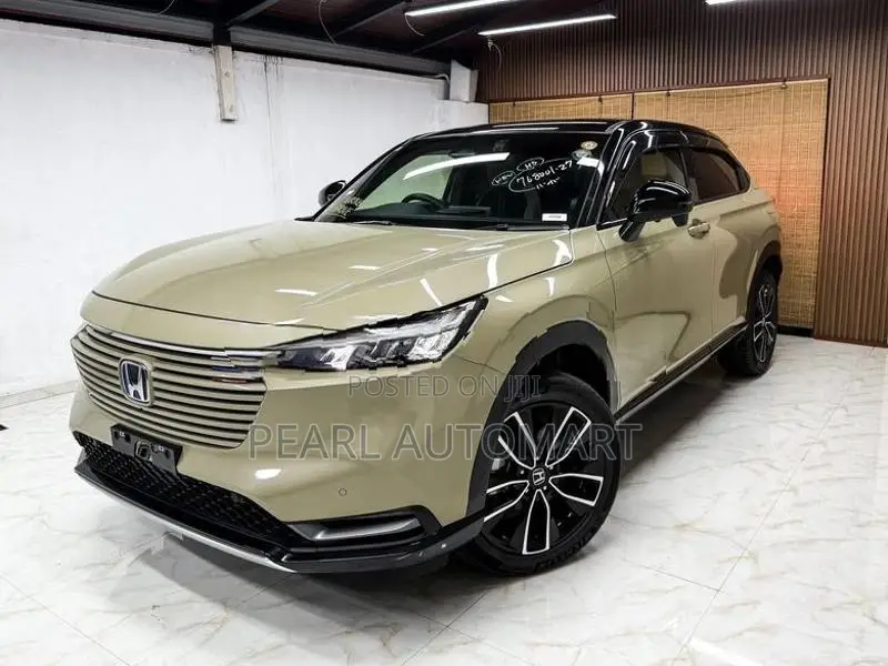 Honda Vezel Z Play Moonroof 2024