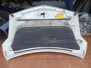 Toyota Prius 20 Bonnet