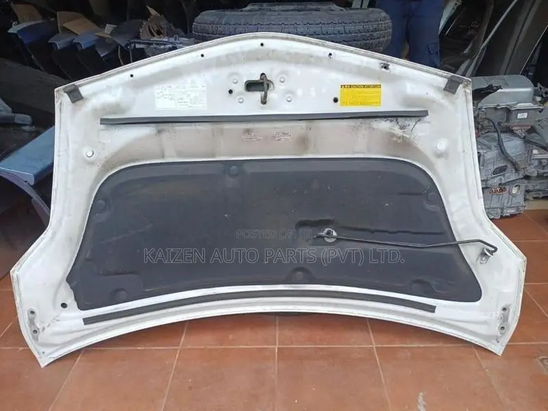 Toyota Prius 20 Bonnet