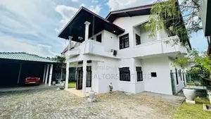 Spacious 4-Bedroom 2-Storey House for Sale – Malabe