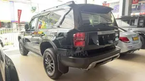 Toyota Land Cruiser Prado 250 VX 2025