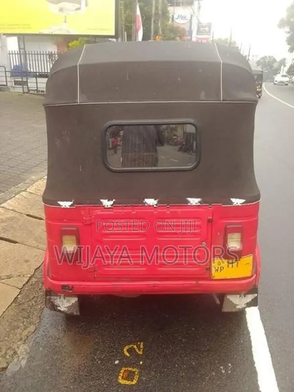 Bajaj RE 2003