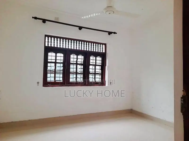Two Story House Rent Ja Ela - Waligampitiya