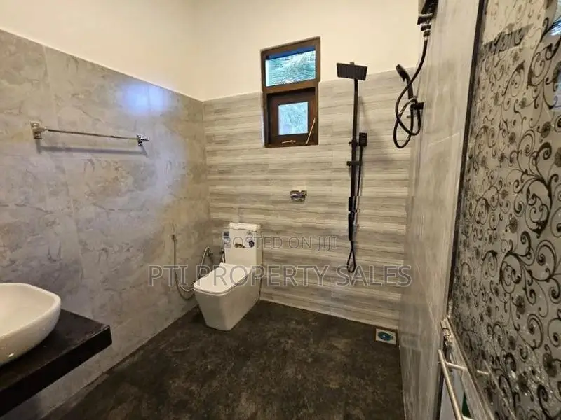 Brand New House for Sale – Diyagama Junction, Homagama