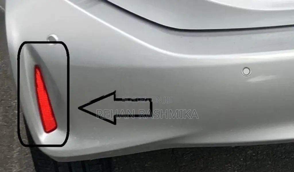 AQUA Eagle Eye Rear Bumper Reflector Japan Left