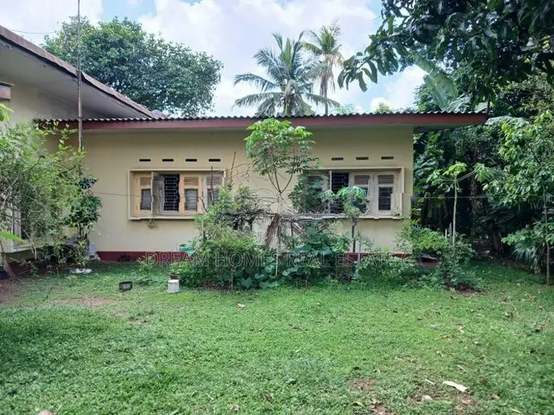 Valuable Land for Sale Araliya Gardens Nawala