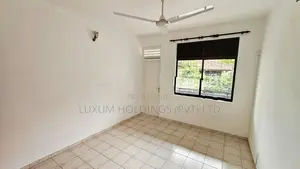 Office For Rent Facing Elvitigala Mawatha Colombo 08 [ 2337C ]