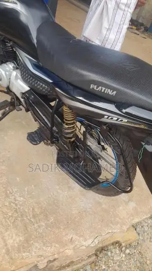 Bajaj Platina 100 2018