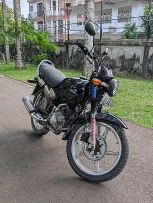 TVS Victor 2007