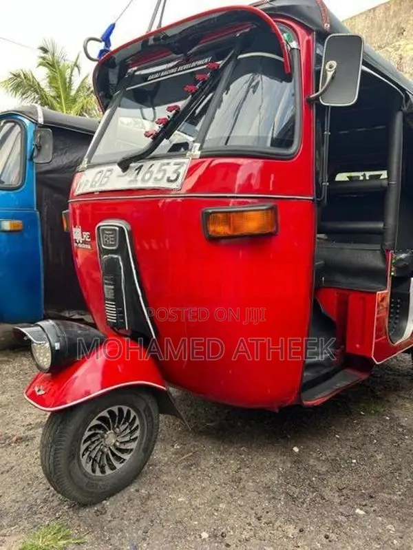 Bajaj RE 2005