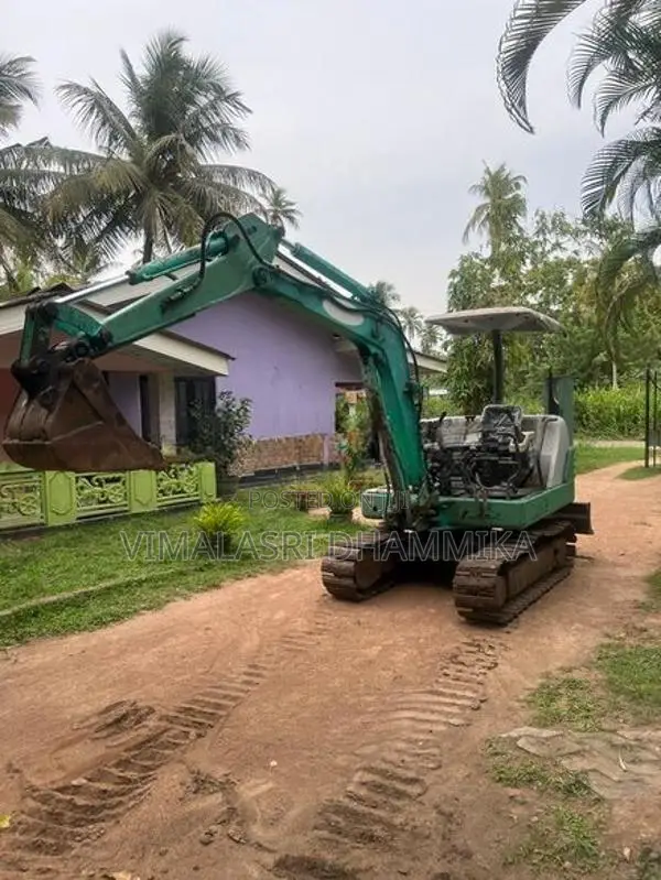 IHI 30J Excavator 2012