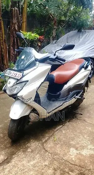 Suzuki Burgman 125 2019