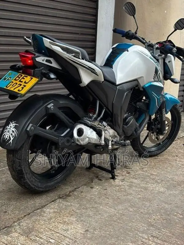 Yamaha FZs V2 2016