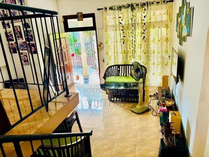 House For Sale In Colombo 5