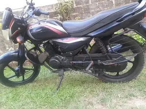 Bajaj Platina 125 2011