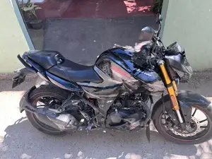 Hero Hunk 160R 2025