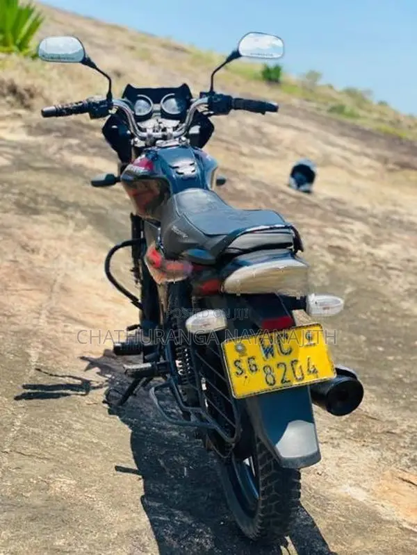 Bajaj Discover 2010