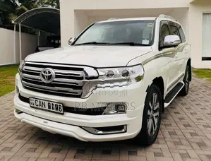 Toyota Land Cruiser Sahara V8 2015