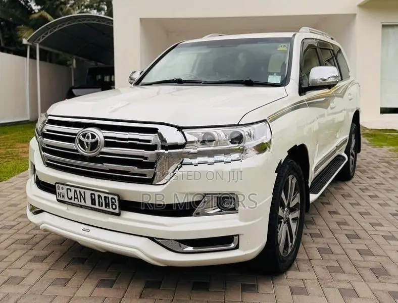Toyota Land Cruiser Sahara V8 2015
