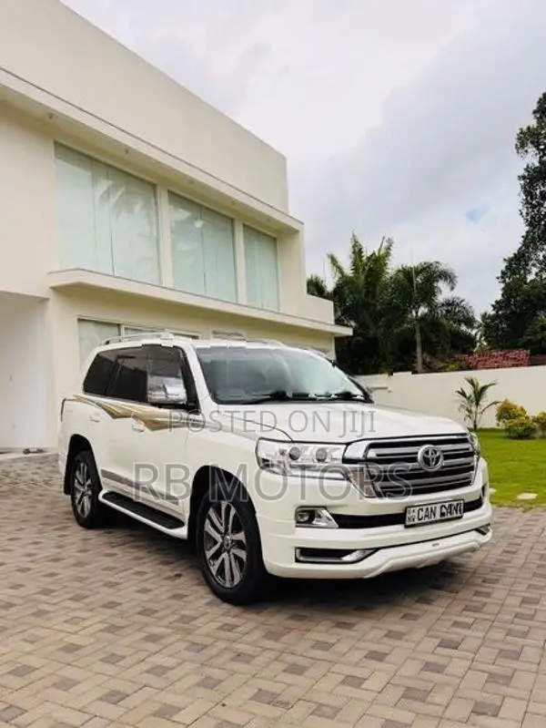Toyota Land Cruiser Sahara V8 2015