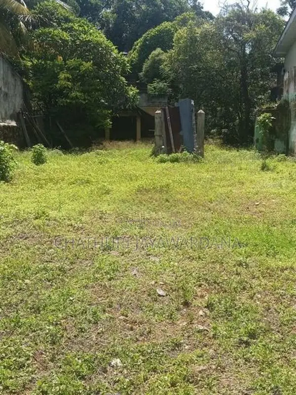 16 Perches Commercial Land Facing Galle Rd in Kalutara North