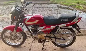 Bajaj CT100 2005