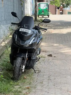 Honda ADV 160 2023
