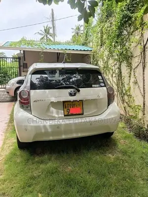 Toyota Aqua 2013