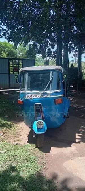 Bajaj RE 2006