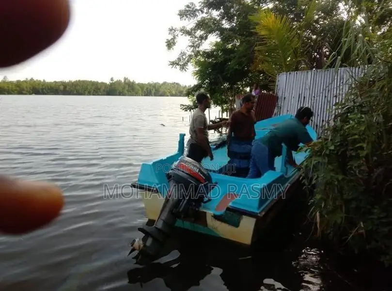 Passenger Boat with 15hp New Engine
