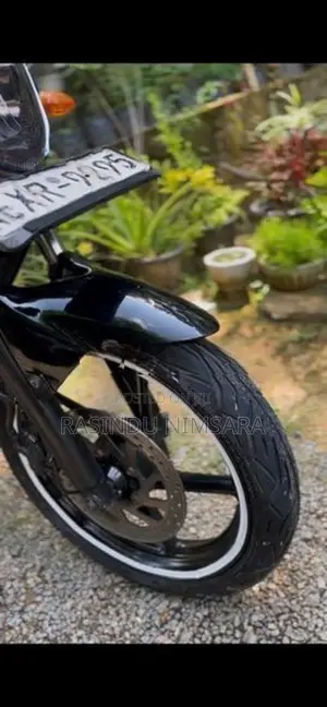 Yamaha FZS V1 2012