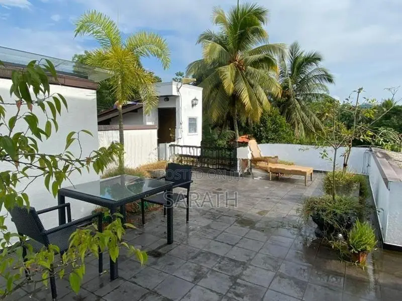 Two Story House For Rent In Avissawella