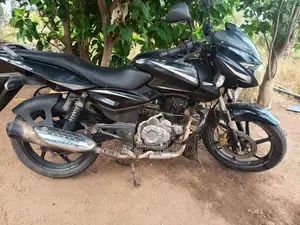 Bajaj Pulsar 150 2017