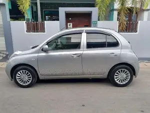 Nissan March 2007