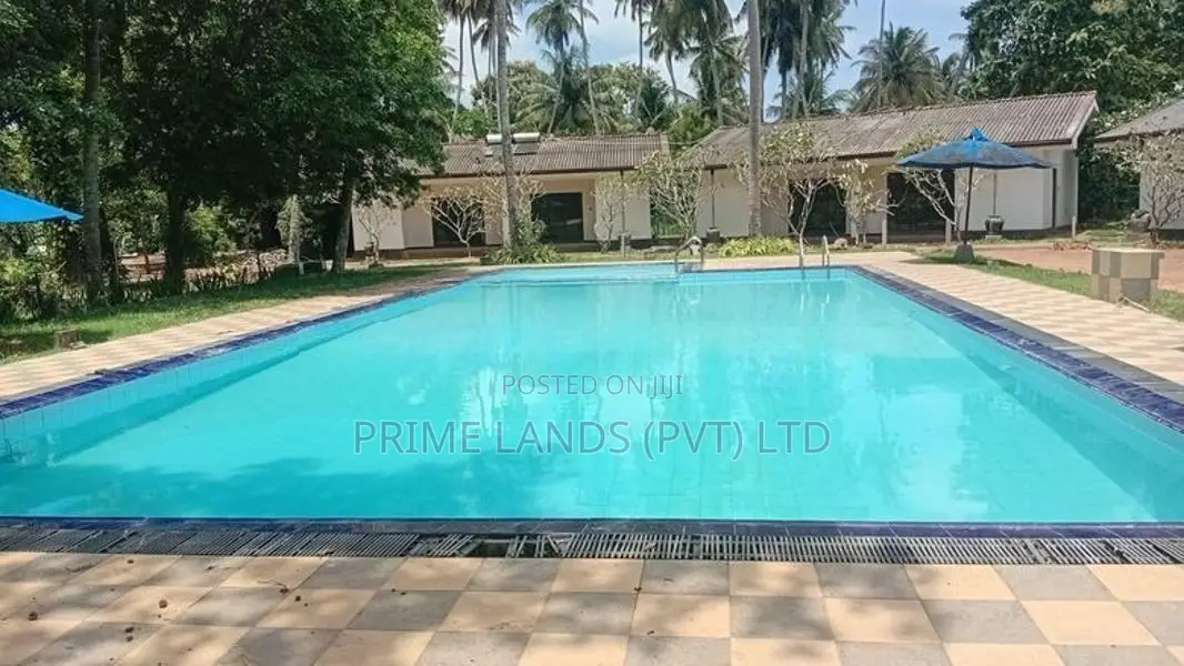 Land In Negombo Demanhandiya