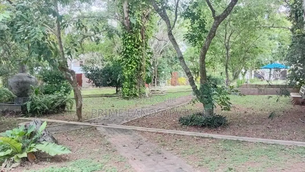 Land In Negombo Demanhandiya