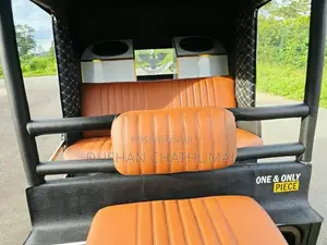 Bajaj RE 2012